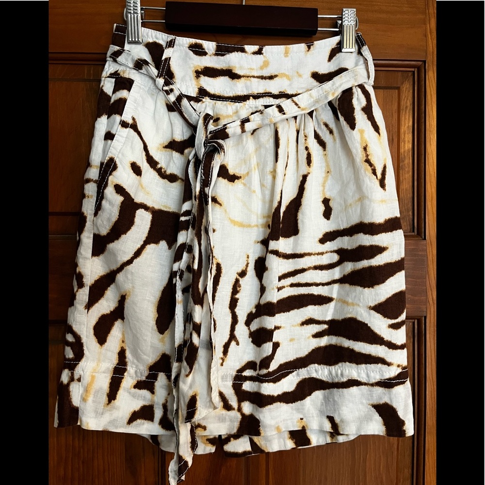 Banana Republic womens (petite 00P) animal print Linen skirt w/ lining